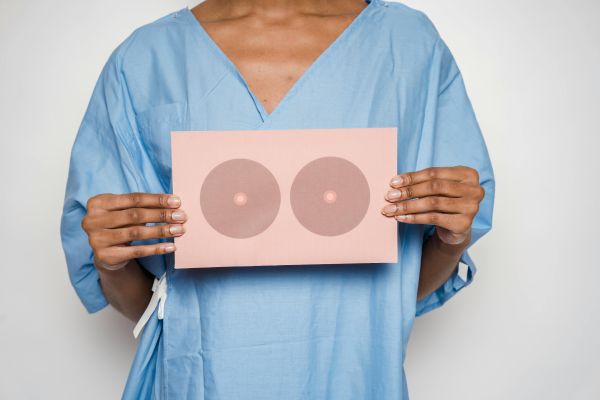 Se former à la prise en charge du cancer du sein : enjeux, étapes et parcours professionnels